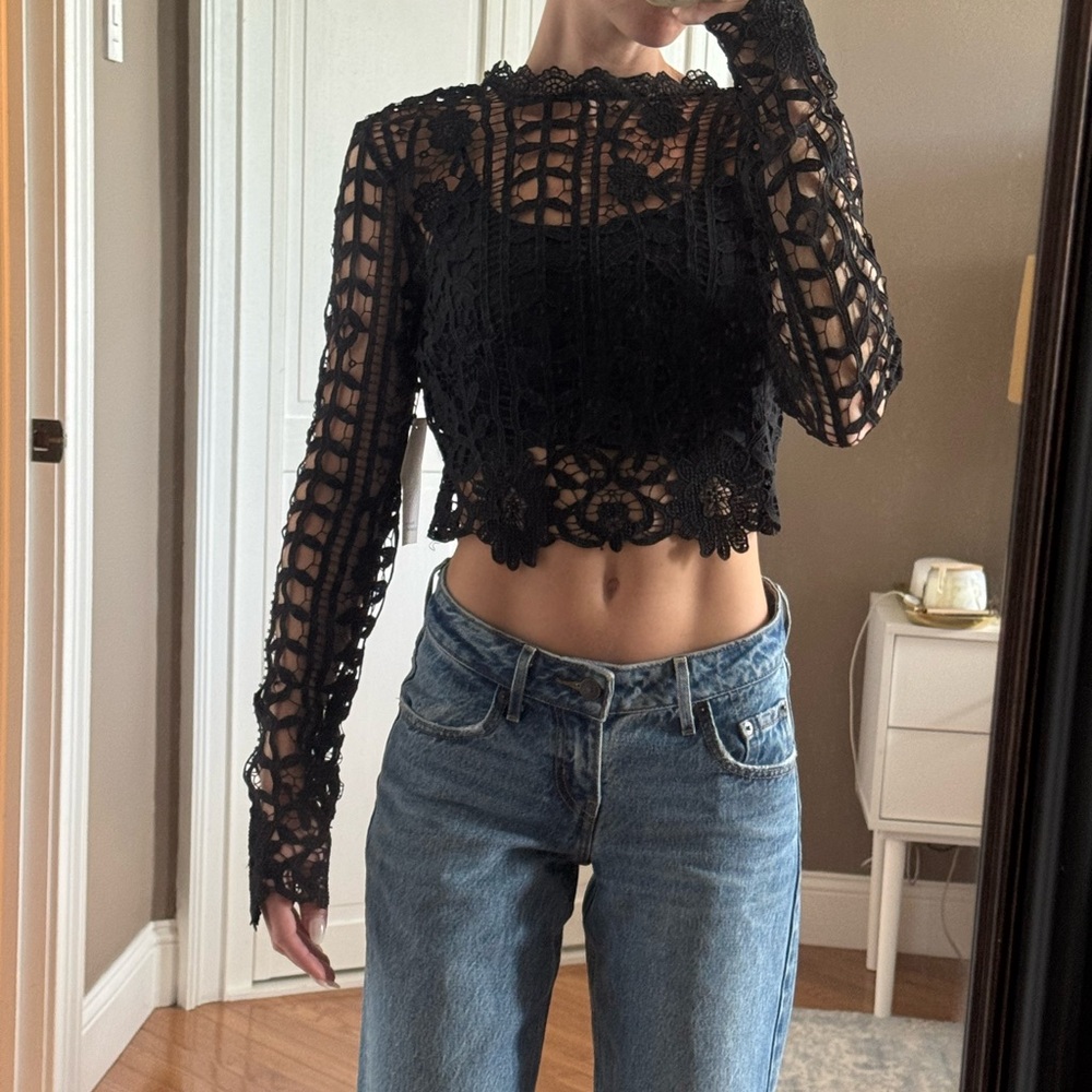 Tobi black elegant lace long sleeve top
